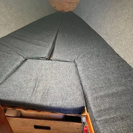 Mini Maxi Hotel na wodzie *